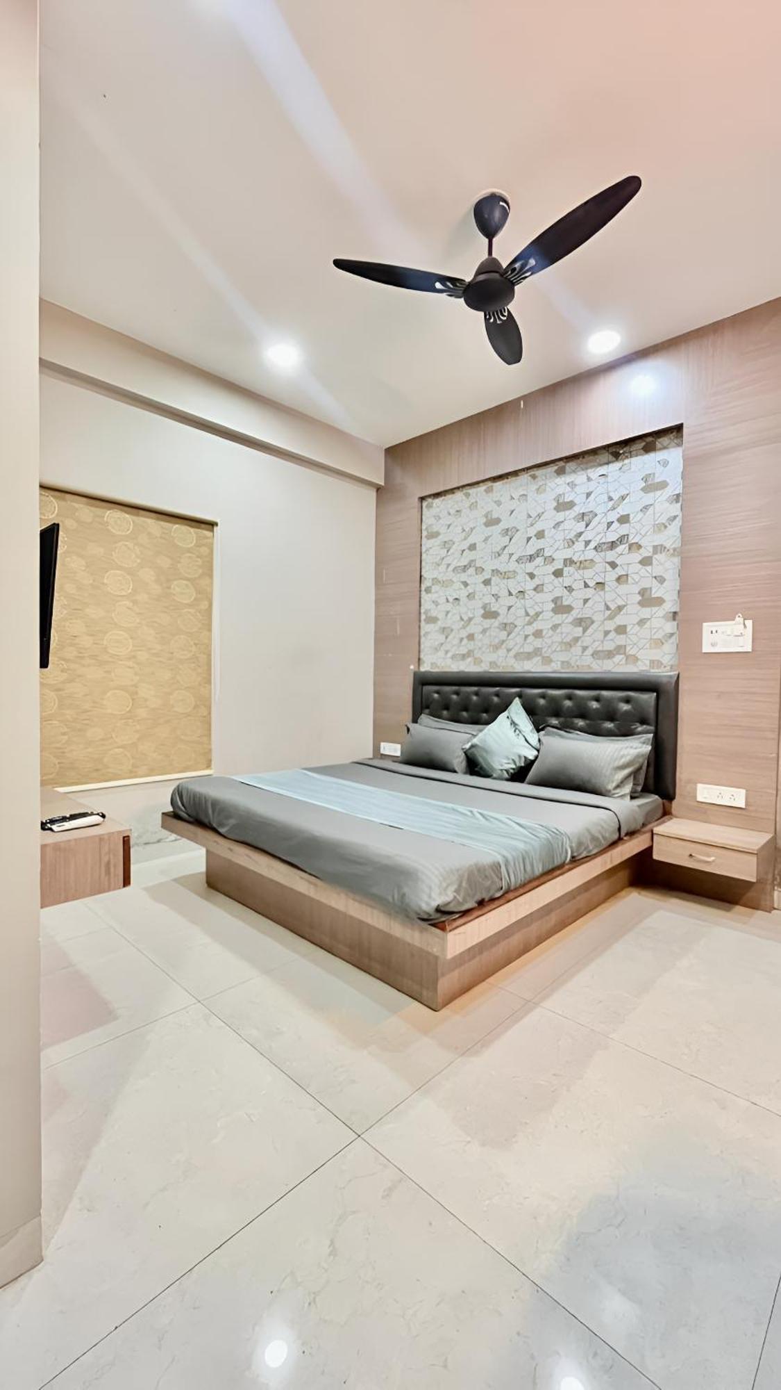Hotel Evanka Indore Luaran gambar